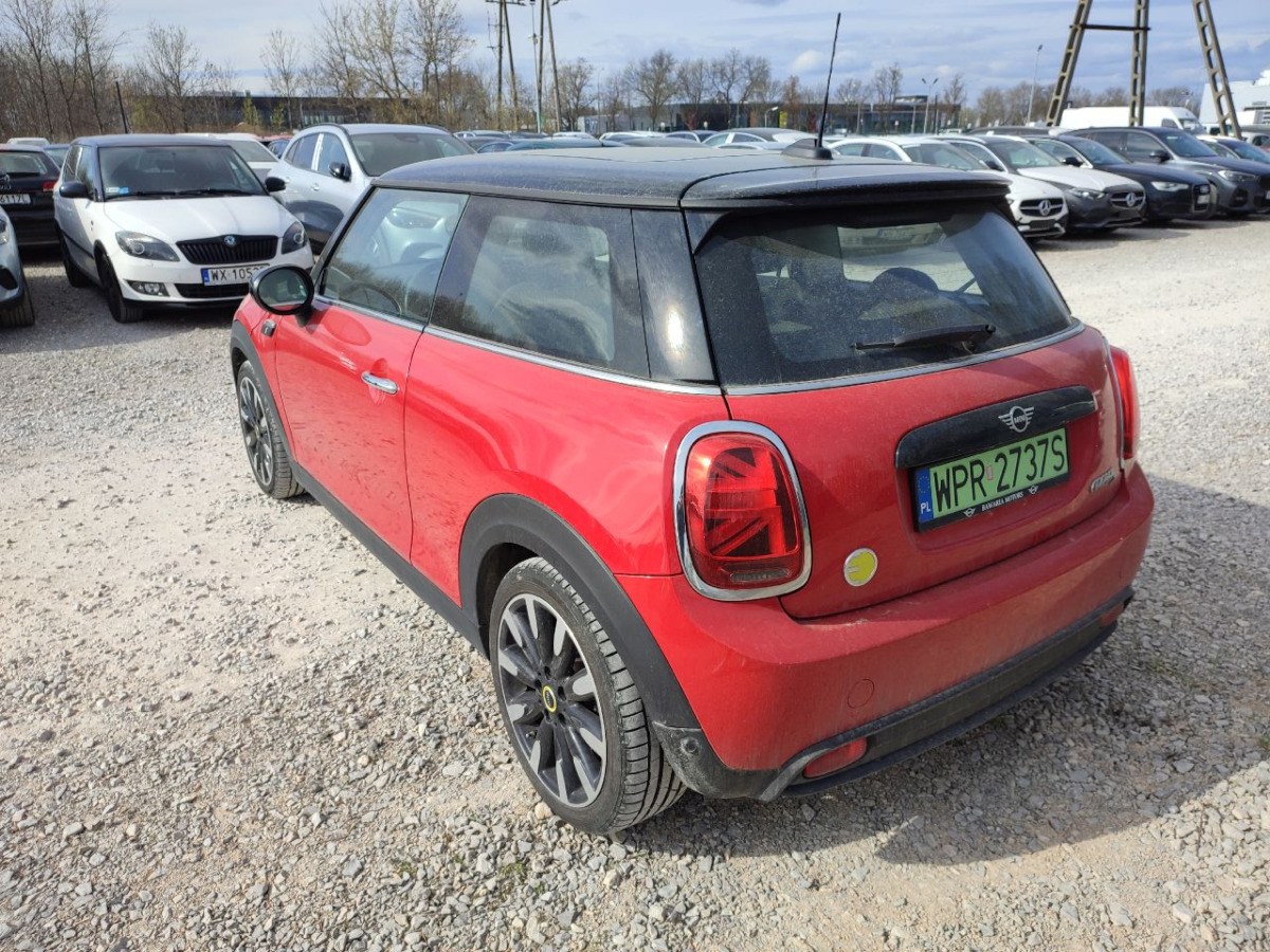 MINI Cooper SE Classic Trim HATCHBACK - Хэтчбек: фото 4 MINI Cooper SE Classic Trim HATCHBACK - Хэтчбек: фото 4