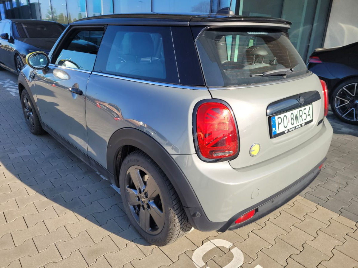 MINI Cooper SE Classic Trim HATCHBACK - Хэтчбек: фото 4 MINI Cooper SE Classic Trim HATCHBACK - Хэтчбек: фото 4