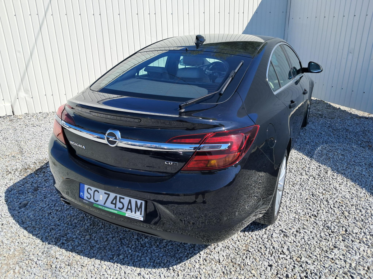 OPEL INSIGNIA HATCHBACK - Хэтчбек: фото 4 OPEL INSIGNIA HATCHBACK - Хэтчбек: фото 4