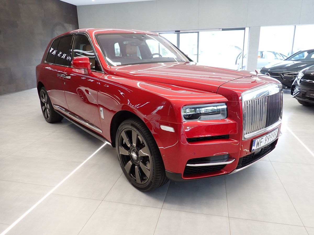 ROLLS ROYCE CULLINAN SUV - Внедорожник: фото 1 ROLLS ROYCE CULLINAN SUV - Внедорожник: фото 1