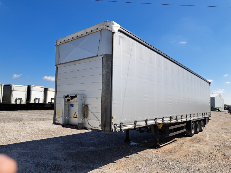 SCHMITZ CARGOBULL SCB S3T FIRANA - Тентованный прицеп: фото 1 SCHMITZ CARGOBULL SCB S3T FIRANA - Тентованный прицеп: фото 1