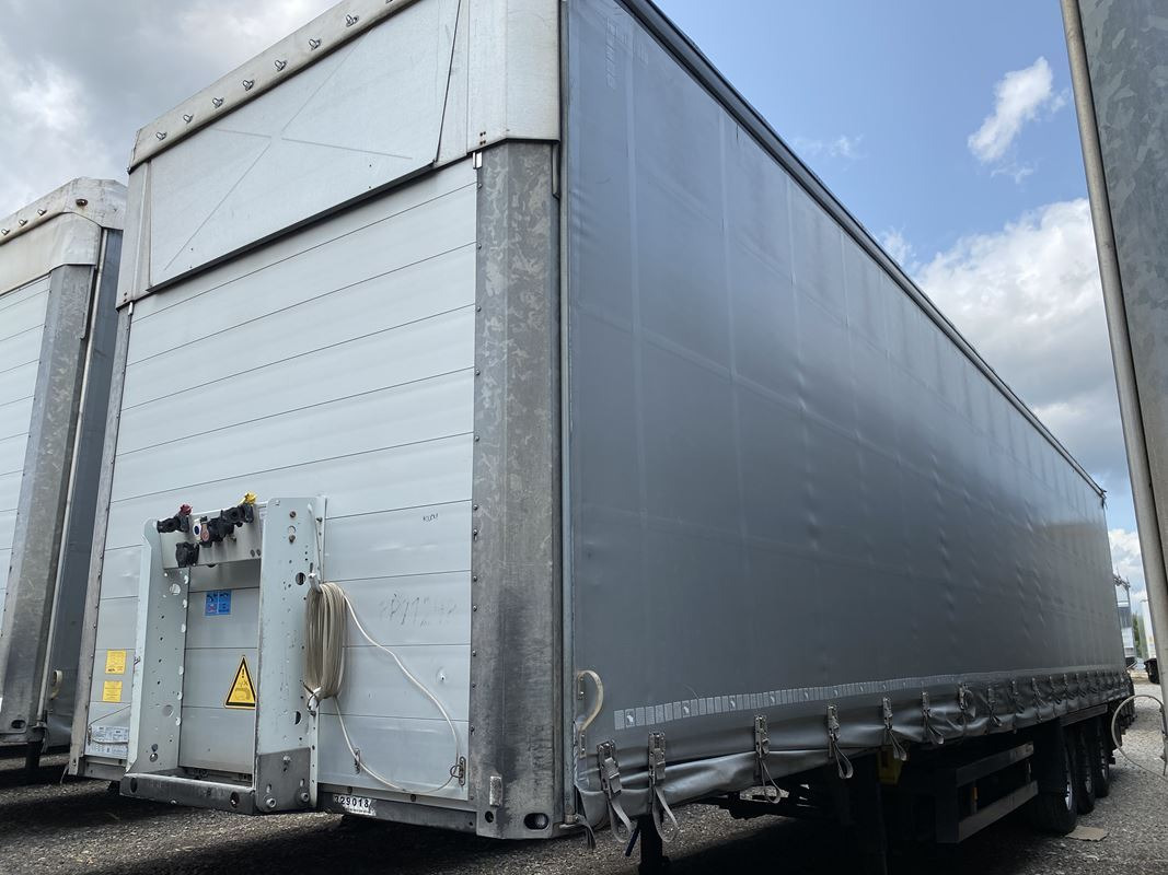 SCHMITZ CARGOBULL SCB S3T FIRANA - Тентованный прицеп: фото 5 SCHMITZ CARGOBULL SCB S3T FIRANA - Тентованный прицеп: фото 5