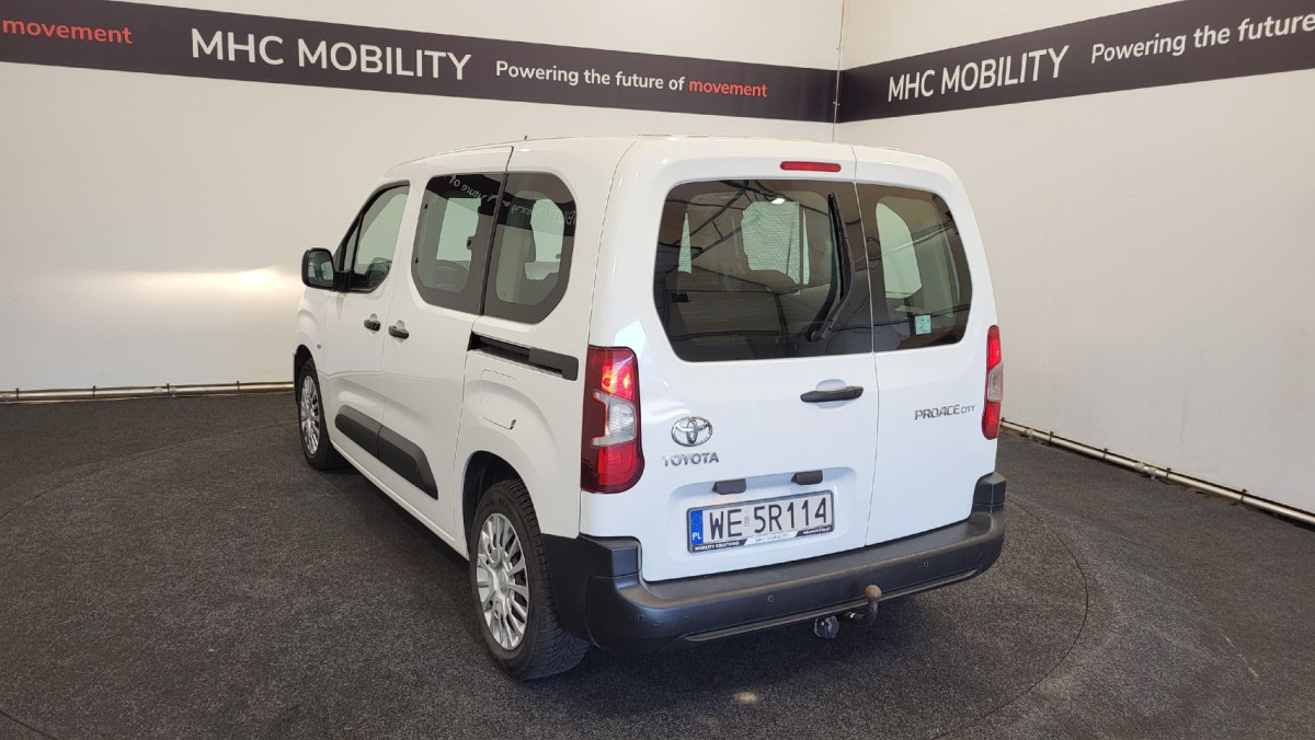 TOYOTA PROACE CITY VERSO MINIVAN - Легковой автомобиль: фото 4 TOYOTA PROACE CITY VERSO MINIVAN - Легковой автомобиль: фото 4