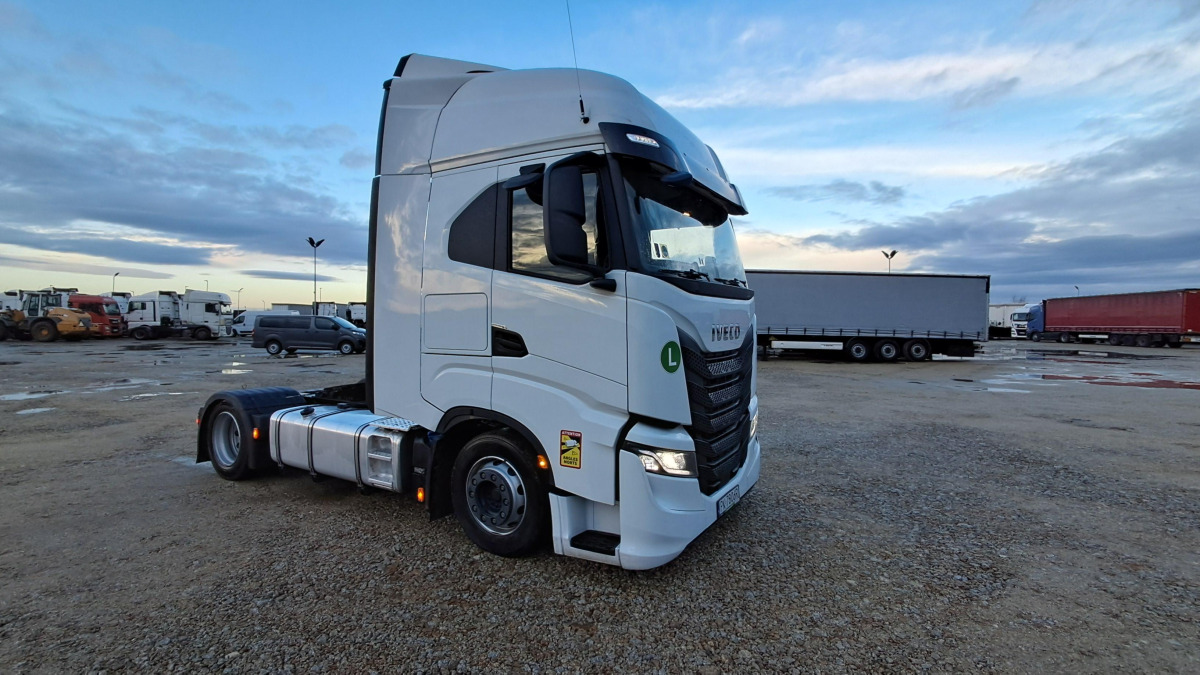 IVECO AS440ST/FP LT CIĄGNIK SIODŁOWY - Тягач: фото 1 IVECO AS440ST/FP LT CIĄGNIK SIODŁOWY - Тягач: фото 1