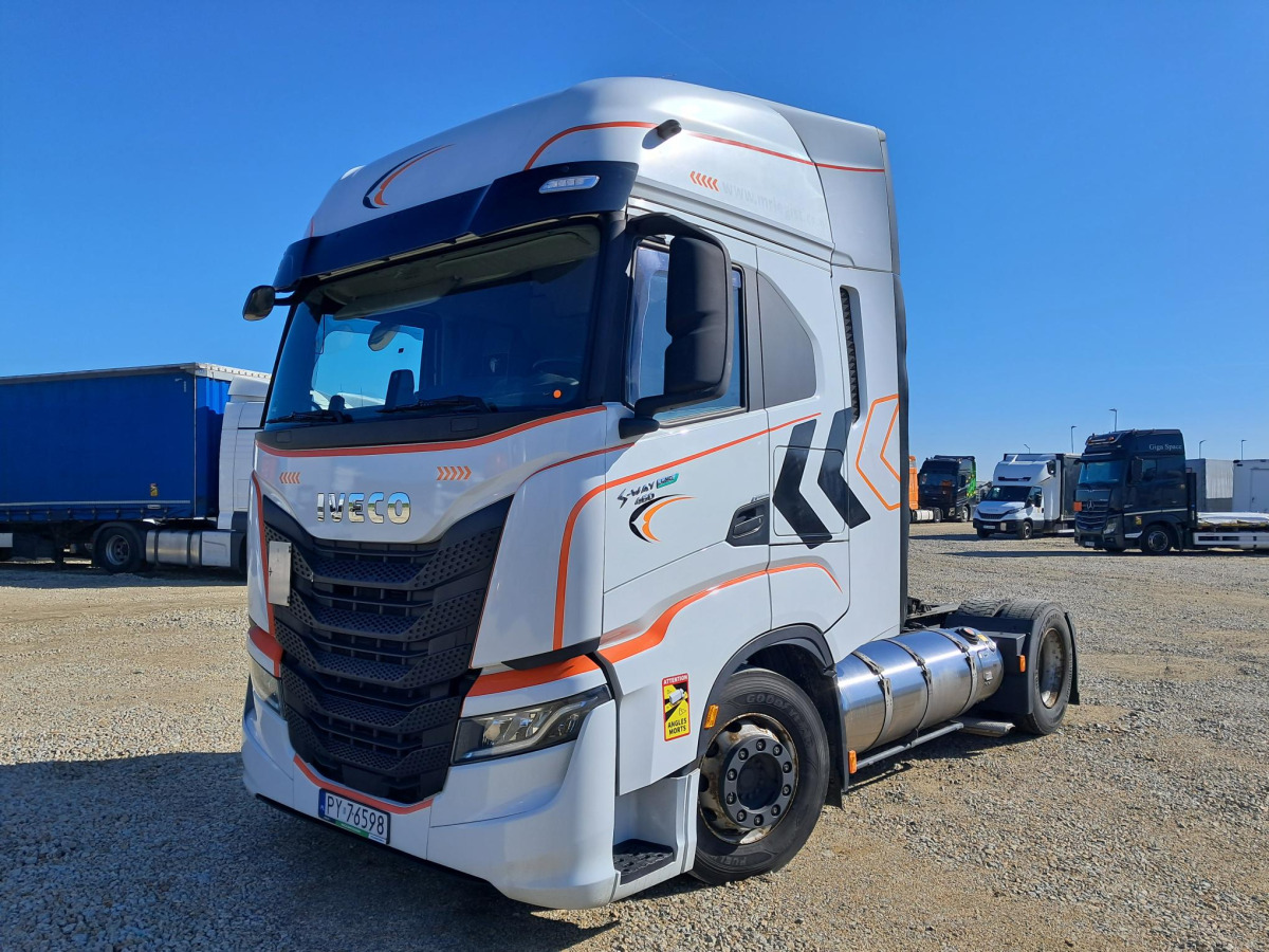 IVECO AS440ST/FP LT LNG CIĄGNIK SIODŁOWY - Тягач: фото 3 IVECO AS440ST/FP LT LNG CIĄGNIK SIODŁOWY - Тягач: фото 3