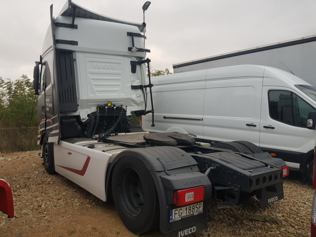 IVECO S-WAY CIĄGNIK SIODŁOWY - Тягач: фото 3 IVECO S-WAY CIĄGNIK SIODŁOWY - Тягач: фото 3