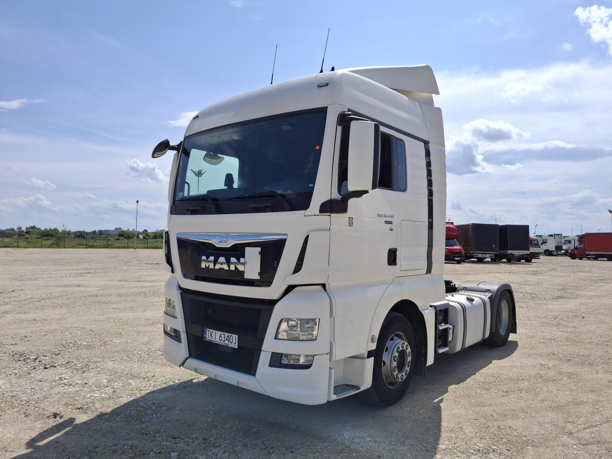MAN TGX CIĄGNIK SIODŁOWY - Тягач: фото 2 MAN TGX CIĄGNIK SIODŁOWY - Тягач: фото 2