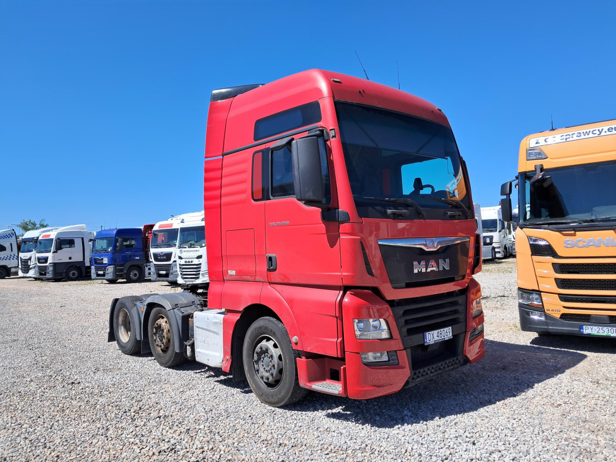 MAN TGX CIĄGNIK SIODŁOWY - Тягач: фото 1 MAN TGX CIĄGNIK SIODŁOWY - Тягач: фото 1