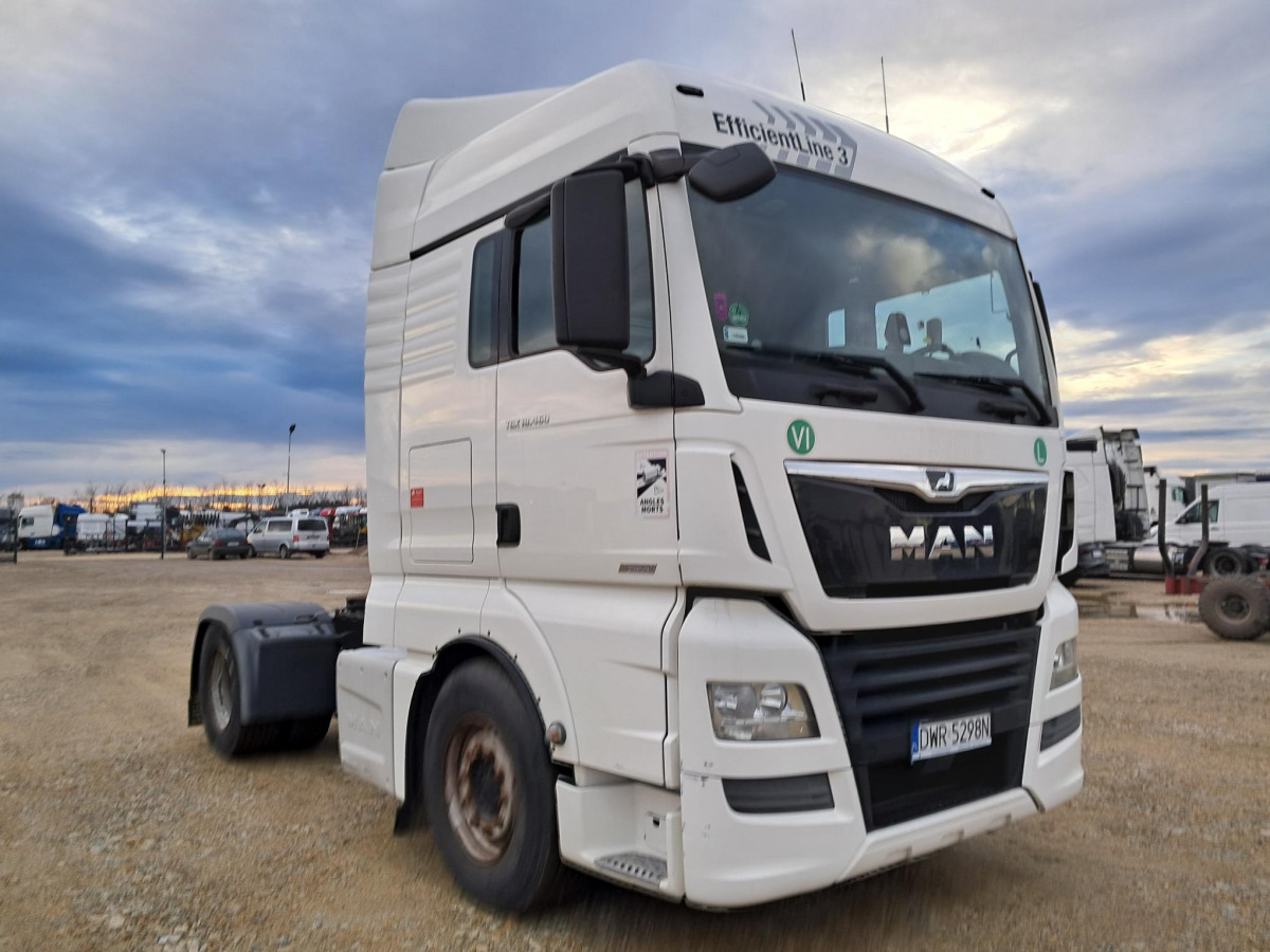 MAN TGX CIĄGNIK SIODŁOWY - Тягач: фото 1 MAN TGX CIĄGNIK SIODŁOWY - Тягач: фото 1