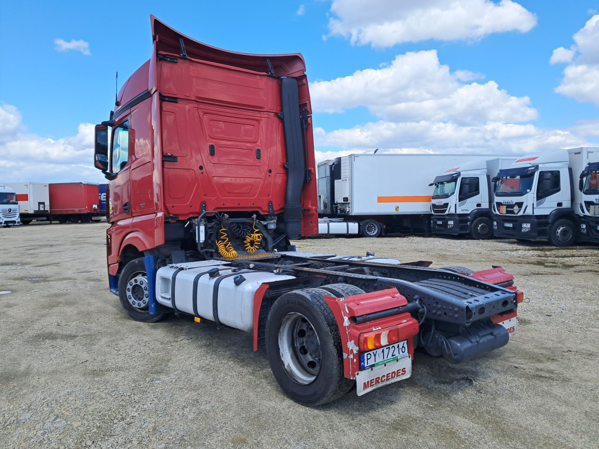 MERCEDES BENZ ACTROS CIĄGNIK SIODŁOWY - Тягач: фото 5 MERCEDES BENZ ACTROS CIĄGNIK SIODŁOWY - Тягач: фото 5