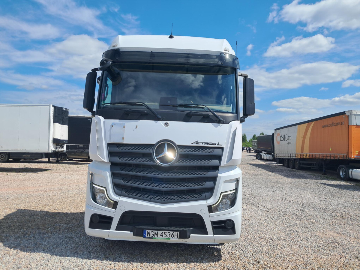 MERCEDES BENZ ACTROS CIĄGNIK SIODŁOWY - Тягач: фото 3 MERCEDES BENZ ACTROS CIĄGNIK SIODŁOWY - Тягач: фото 3