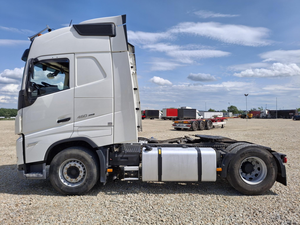 VOLVO FH CIĄGNIK SIODŁOWY - Тягач: фото 3 VOLVO FH CIĄGNIK SIODŁOWY - Тягач: фото 3