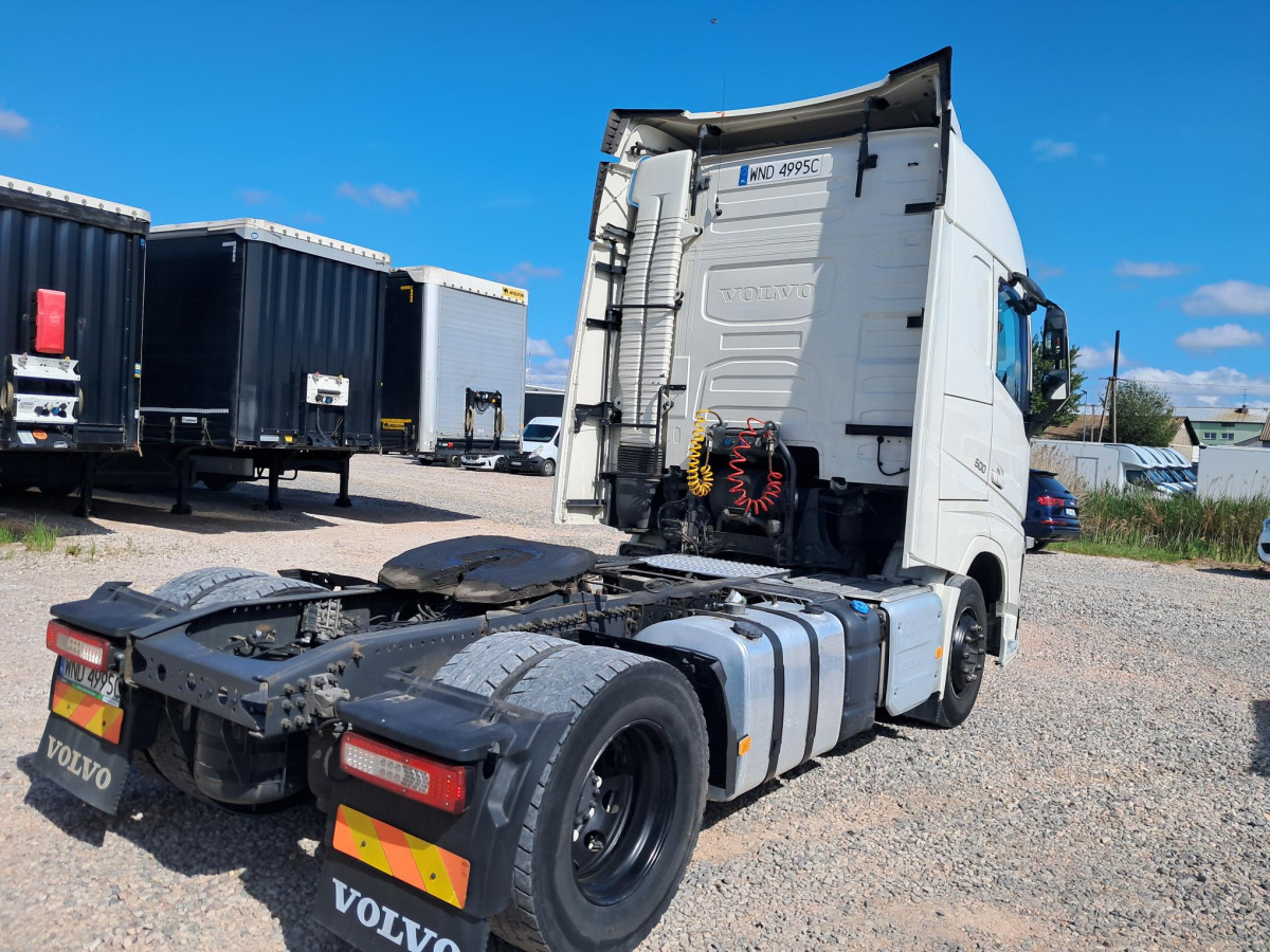 VOLVO FH CIĄGNIK SIODŁOWY - Тягач: фото 4 VOLVO FH CIĄGNIK SIODŁOWY - Тягач: фото 4
