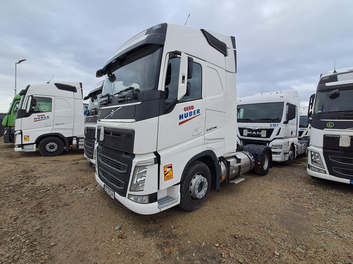 VOLVO FH CIĄGNIK SIODŁOWY - Тягач: фото 3 VOLVO FH CIĄGNIK SIODŁOWY - Тягач: фото 3