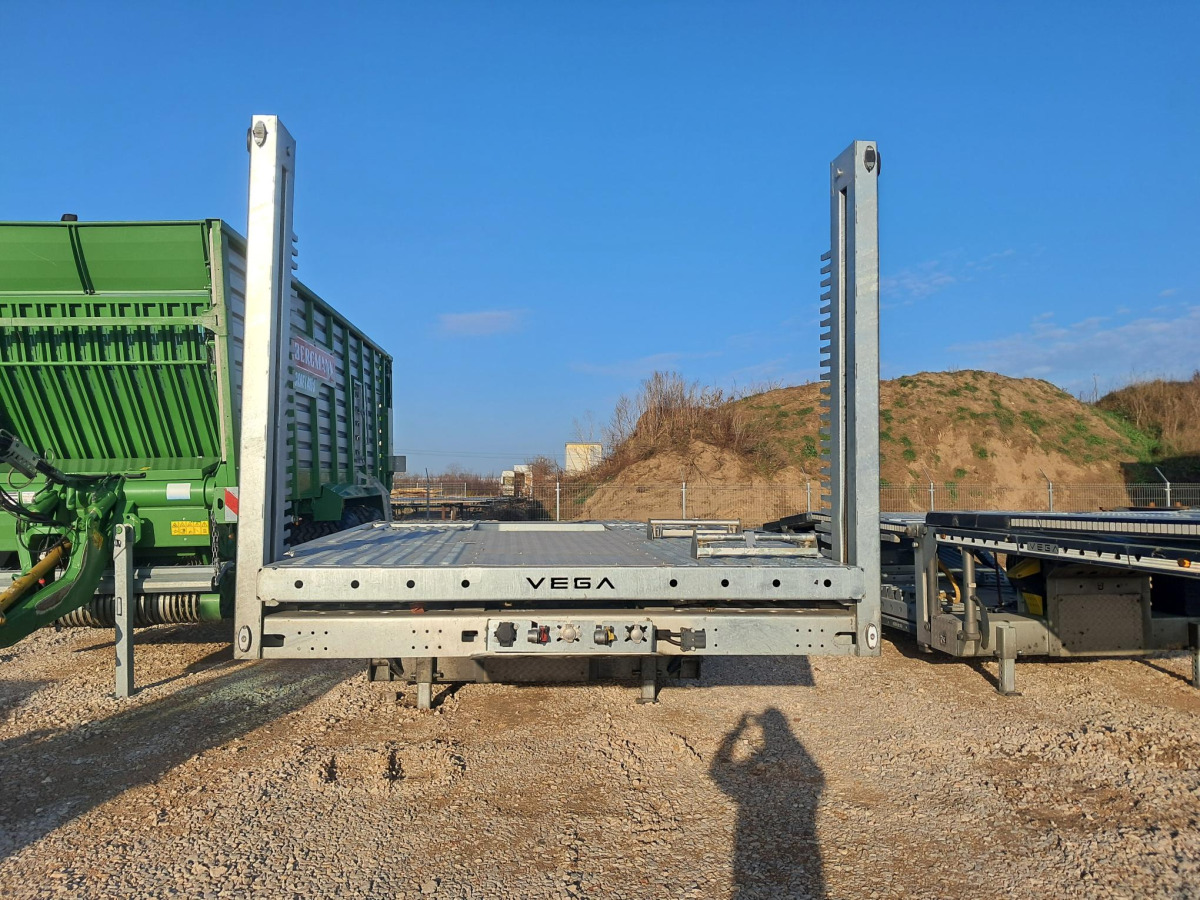 VEGA TRAILER 2 AXLE SEMI TRAILER DO PRZEWOZU POJAZDÓW - Прицеп для легкового автомобиля: фото 2 VEGA TRAILER 2 AXLE SEMI TRAILER DO PRZEWOZU POJAZDÓW - Прицеп для легкового автомобиля: фото 2