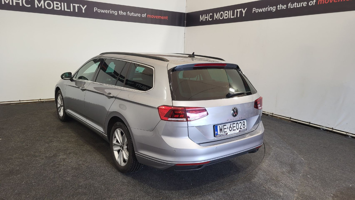 VOLKSWAGEN PASSAT KOMBI - Легковой автомобиль: фото 4 VOLKSWAGEN PASSAT KOMBI - Легковой автомобиль: фото 4