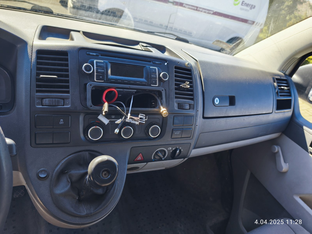 Грузопассажирский фургон VOLKSWAGEN TRANSPORTER BRYGADÓWKA: фото 9
