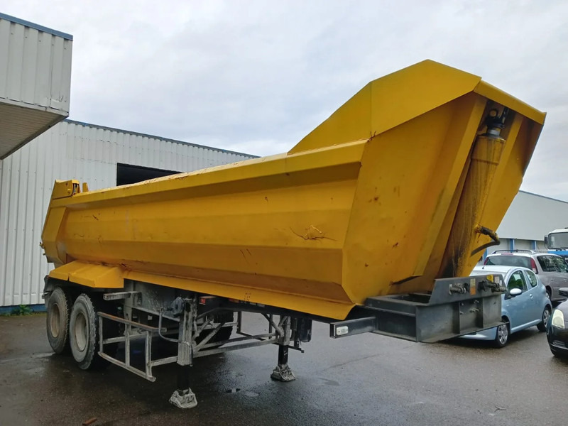 Fruehauf 2 Axle Steel Tipper , Spring Suspension , Drum Brakes - Самосвальный полуприцеп: фото 4 Fruehauf 2 Axle Steel Tipper , Spring Suspension , Drum Brakes - Самосвальный полуприцеп: фото 4