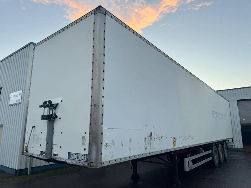 Fruehauf 3 Axle SMB , Box Trailer, Spring Suspension - Полуприцеп-фургон: фото 1 Fruehauf 3 Axle SMB , Box Trailer, Spring Suspension - Полуприцеп-фургон: фото 1