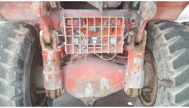 Карьерный самосвал Hitachi Euclid R40C: фото 20