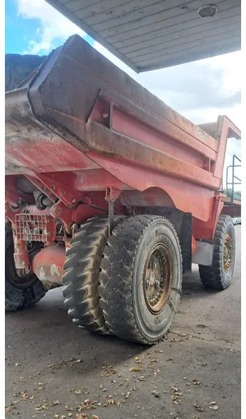 Карьерный самосвал Hitachi Euclid R40C: фото 8