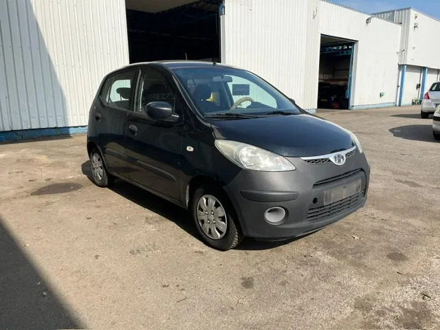 Hyundai i10 ,1.1 , 5 doors , Belgium Regestration - Хэтчбек: фото 4 Hyundai i10 ,1.1 , 5 doors , Belgium Regestration - Хэтчбек: фото 4
