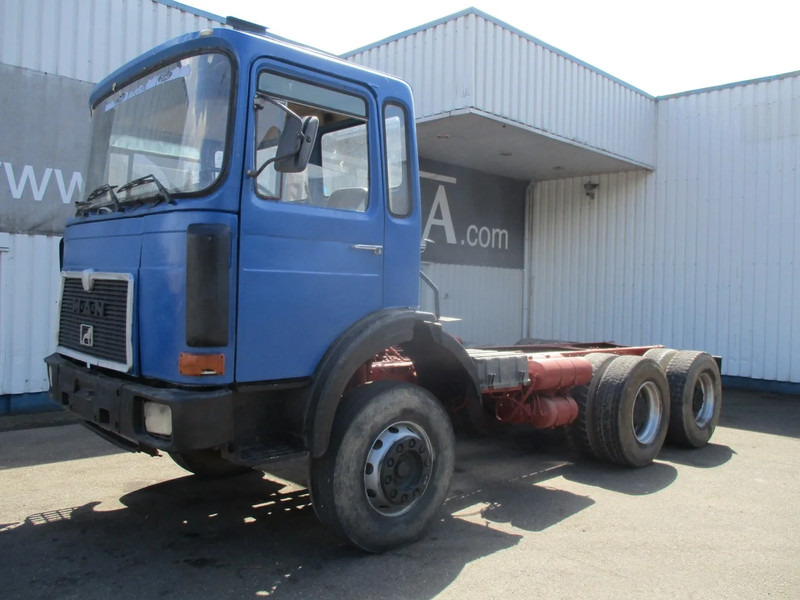 MAN 26.280 , 6x4 , ZF Manual , Spring suspension - Грузовик-шасси: фото 1 MAN 26.280 , 6x4 , ZF Manual , Spring suspension - Грузовик-шасси: фото 1