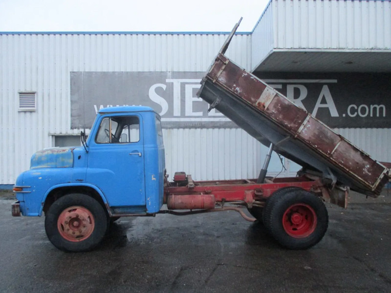 MAN 520 , 11-136 , 6 Cylinder , Manual , 3 way tipper , Oldtimer - Самосвал: фото 2 MAN 520 , 11-136 , 6 Cylinder , Manual , 3 way tipper , Oldtimer - Самосвал: фото 2