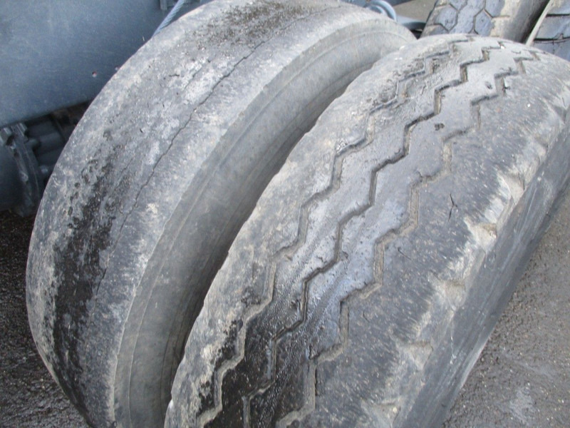 Грузовик-шасси Mercedes-Benz 2538 , V8 , Manual , 6x4 , Spring suspension , Euro 2: фото 13