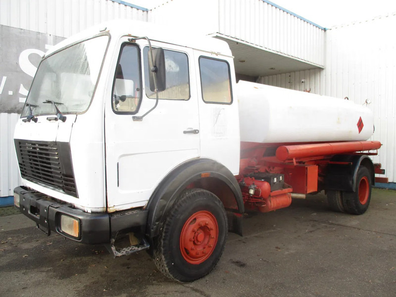 Mercedes-Benz FAP 1620 BD , Fuel truck , 4x2 , Manual , Spring suspension - Грузовик-цистерна: фото 1 Mercedes-Benz FAP 1620 BD , Fuel truck , 4x2 , Manual , Spring suspension - Грузовик-цистерна: фото 1