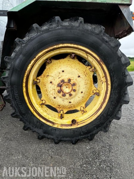 1981 John Deere 2040 - 4x4 - Hydraulisk toppstag og Triangel - 2 kjettinger в лизинг 1981 John Deere 2040 - 4x4 - Hydraulisk toppstag og Triangel - 2 kjettinger: фото 13