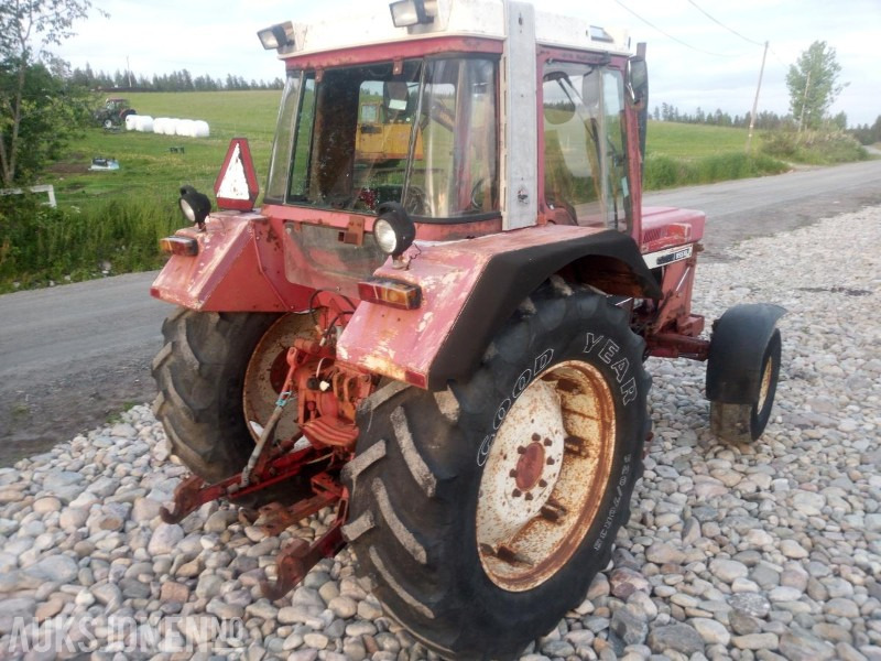 1982 CASE IH 955 - Трактор: фото 5 1982 CASE IH 955 - Трактор: фото 5