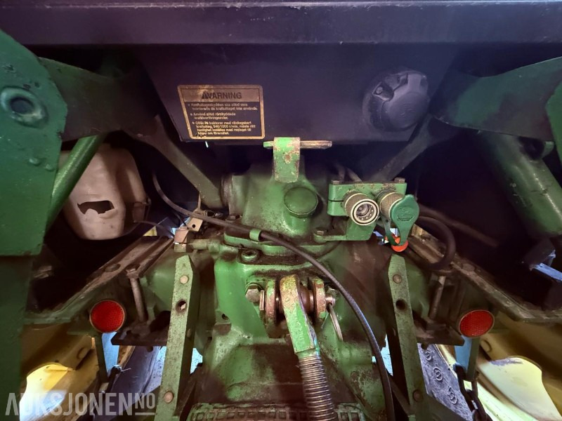 Трактор 1984 John Deere 1140 4576 timer m/ Pallegafler, Grusskuffe, Snøskuffe, Kjetting: фото 18