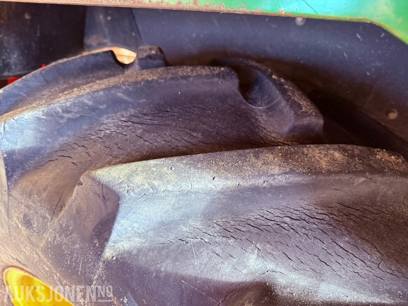 Трактор 1984 John Deere 1140 4576 timer m/ Pallegafler, Grusskuffe, Snøskuffe, Kjetting: фото 13