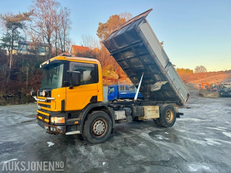 1998 Scania P-serie - 4x2 - Tippbil - Eu-godkjent til 08/26 - Km: 335523 - Самосвал: фото 2 1998 Scania P-serie - 4x2 - Tippbil - Eu-godkjent til 08/26 - Km: 335523 - Самосвал: фото 2