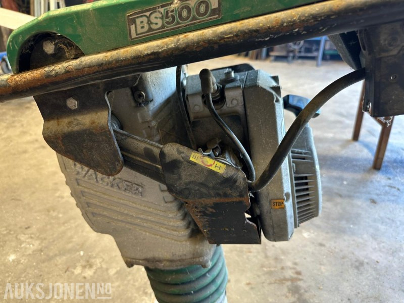 1998 Wacker Bs500 - stamper - Строительное оборудование: фото 4 1998 Wacker Bs500 - stamper - Строительное оборудование: фото 4