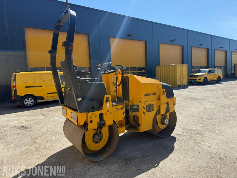 2003 AMMANN AV23 VALS. - Каток: фото 5 2003 AMMANN AV23 VALS. - Каток: фото 5