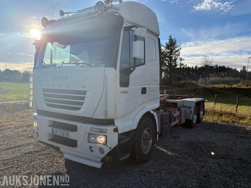 2005 Iveco 260S48 krokløft - Крюковой мультилифт: фото 1 2005 Iveco 260S48 krokløft - Крюковой мультилифт: фото 1
