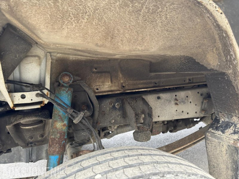 2005 Mercedes-Benz 815Da/37-Vn 4X4 linjebil med kran og masse utstyr - Автоманипулятор: фото 5 2005 Mercedes-Benz 815Da/37-Vn 4X4 linjebil med kran og masse utstyr - Автоманипулятор: фото 5