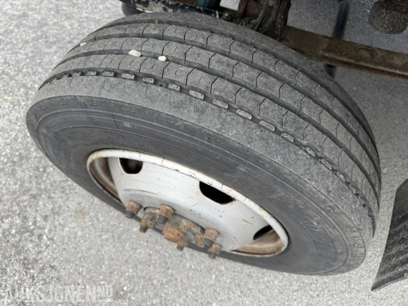 2005 Mercedes-Benz 815Da/37-Vn 4X4 linjebil med kran og masse utstyr - Автоманипулятор: фото 4 2005 Mercedes-Benz 815Da/37-Vn 4X4 linjebil med kran og masse utstyr - Автоманипулятор: фото 4