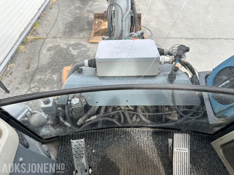 Экскаватор-погрузчик 2007 8600E LÄNNEN SKINNE/VEI GRAVELASTER M/PERSONLIFT, RAMMESTYRT - JERNBANE MASKIN: фото 14