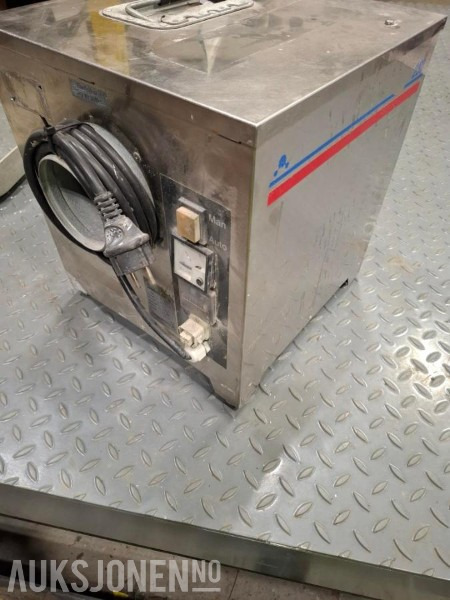2008 DEHUTECH DA/DT-250 1FAS-230V - Строительное оборудование: фото 4 2008 DEHUTECH DA/DT-250 1FAS-230V - Строительное оборудование: фото 4