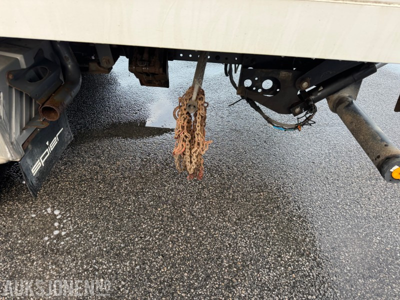 Грузовик с закрытым кузовом 2009 Mercedes-Benz ATEGO: фото 9