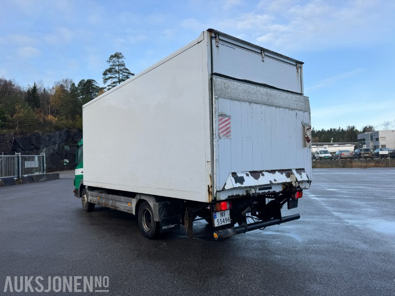 Грузовик с закрытым кузовом 2009 Mercedes-Benz ATEGO: фото 7