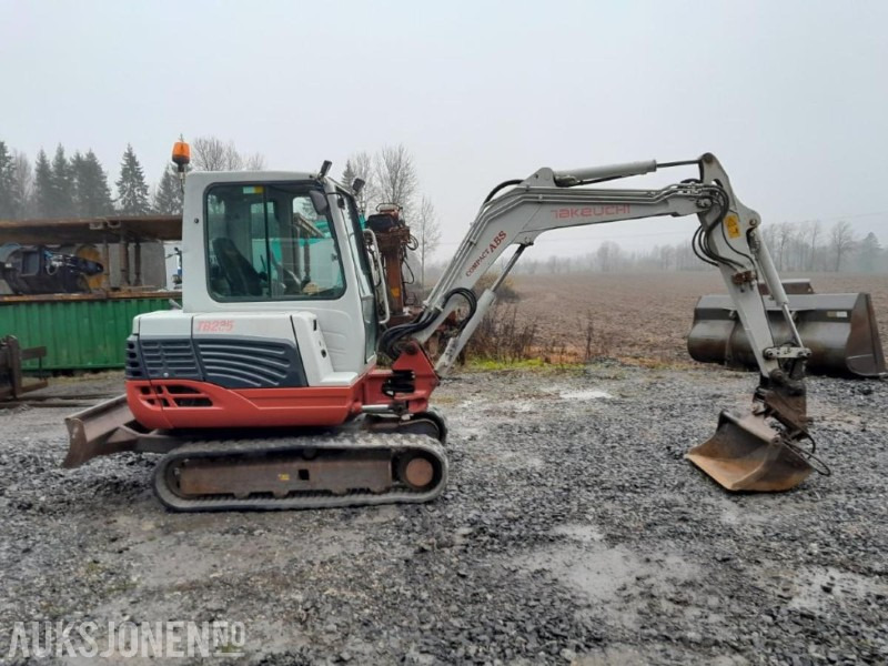2009 Takeuchi ABS TB235 Gravemaskin / Minigraver - Мини-экскаватор: фото 4 2009 Takeuchi ABS TB235 Gravemaskin / Minigraver - Мини-экскаватор: фото 4
