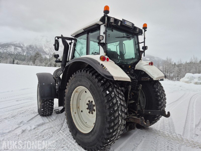 2009 Valtra T202 Direct Jubileum, laster, 50 km/t - Трактор: фото 3 2009 Valtra T202 Direct Jubileum, laster, 50 km/t - Трактор: фото 3