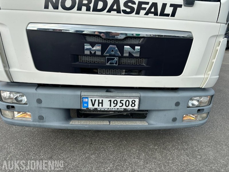 2010 MAN TGL8.1804X2BL SKAPBIL - 206034 KM. - Грузовик с закрытым кузовом: фото 5 2010 MAN TGL8.1804X2BL SKAPBIL - 206034 KM. - Грузовик с закрытым кузовом: фото 5