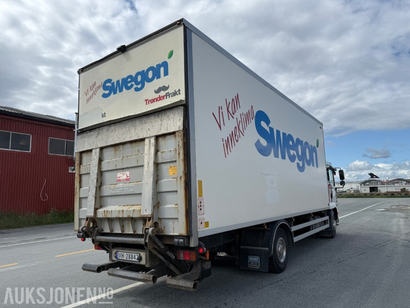 2011 MAN TGM 15.290 4X2 skapbil - Full sideåpning - Zepro bakløft - Грузовик с закрытым кузовом: фото 4 2011 MAN TGM 15.290 4X2 skapbil - Full sideåpning - Zepro bakløft - Грузовик с закрытым кузовом: фото 4