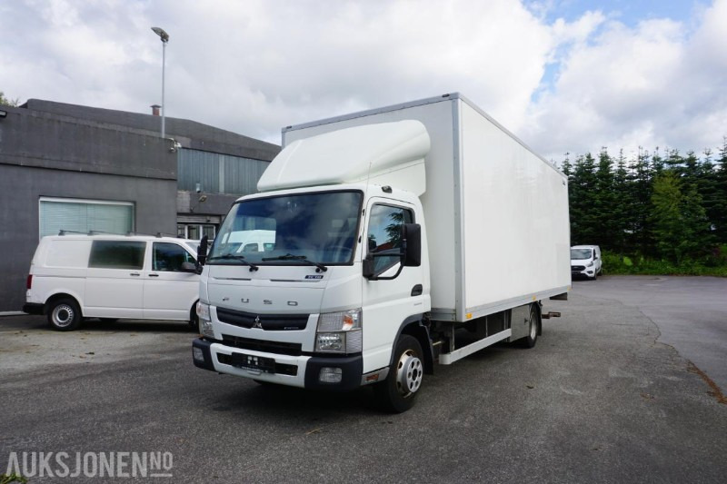 2012 Mitsubishi Fuso/Canter 7C18/43 AMT skapbil med Løftelem med fjernkontroll - Kun 84425 km! - Грузовик с закрытым кузовом: фото 1 2012 Mitsubishi Fuso/Canter 7C18/43 AMT skapbil med Løftelem med fjernkontroll - Kun 84425 km! - Грузовик с закрытым кузовом: фото 1