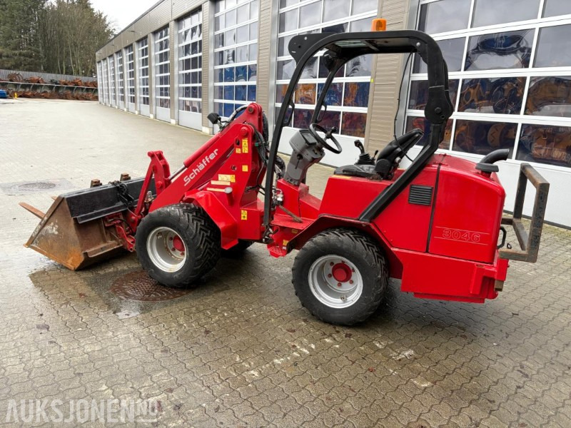 2012 Schäffer SCHAFFER 3046 kompakt laster med skuff og palle gaffel - Мини-погрузчик с бортовым поворотом: фото 3 2012 Schäffer SCHAFFER 3046 kompakt laster med skuff og palle gaffel - Мини-погрузчик с бортовым поворотом: фото 3